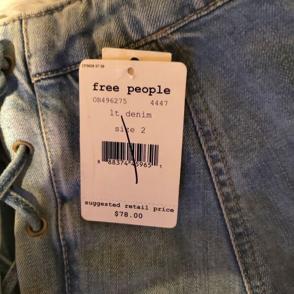 Free people mini skirt NWT, SIZE 2- denim - Picture 2 of 7